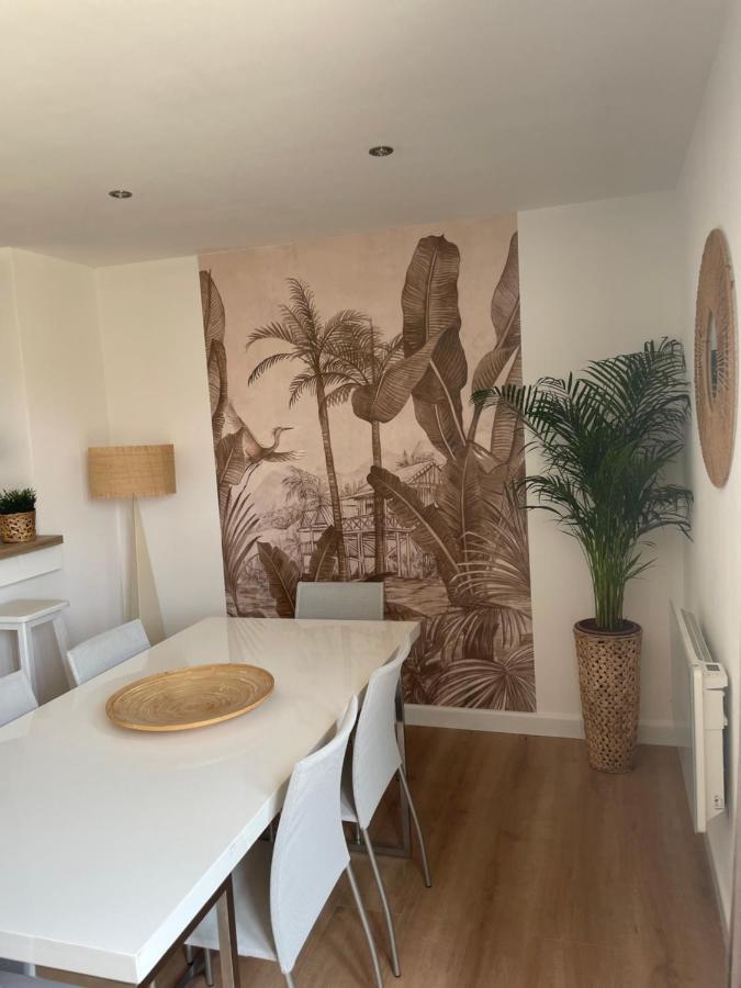 Le Clos Des Glycines Saint-Martin-Lez-Tatinghem Exteriör bild
